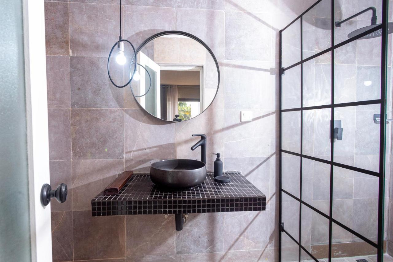 Serenity Residences & Spa - Kokrobite Beach Екстериор снимка
