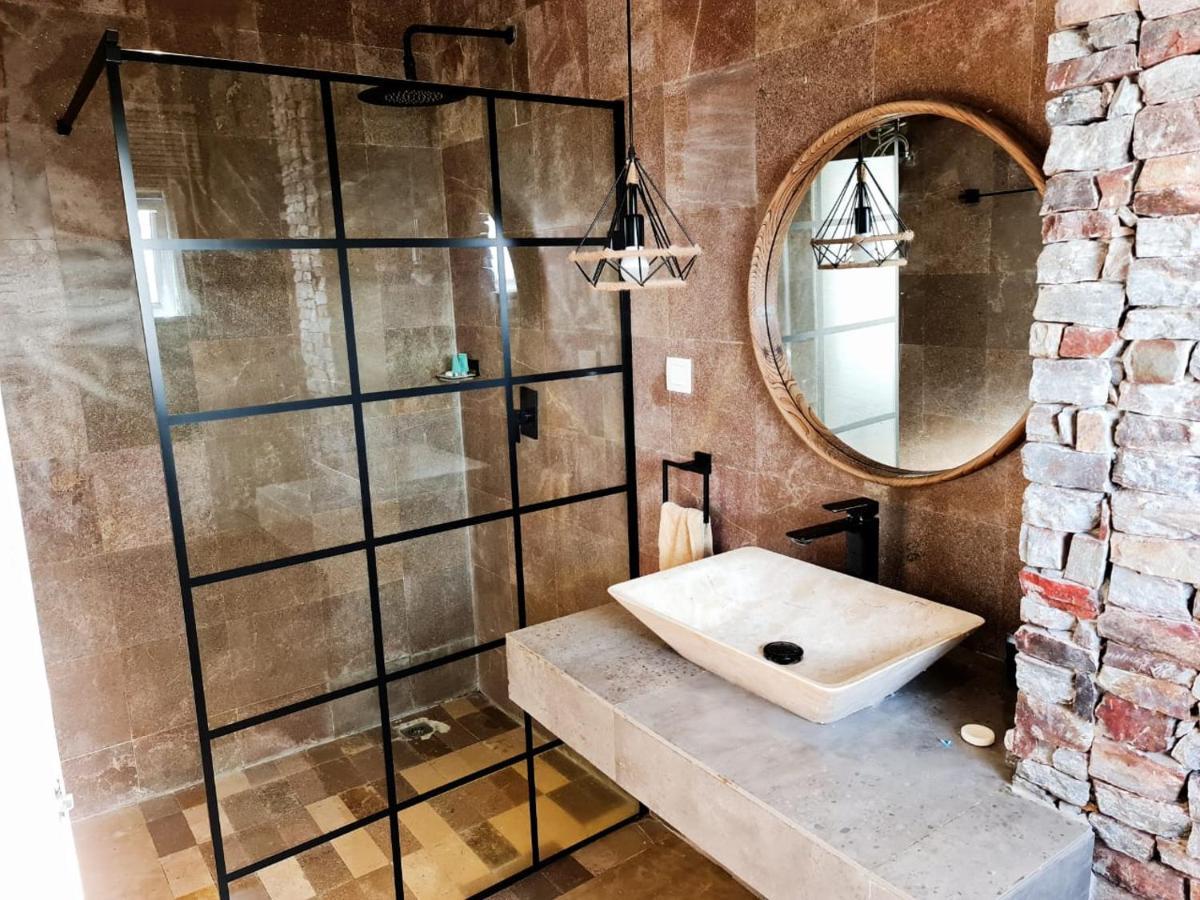 Serenity Residences & Spa - Kokrobite Beach Екстериор снимка